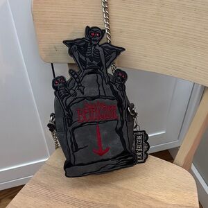 La Femme En Noir Beetlejuice Tombstone bag